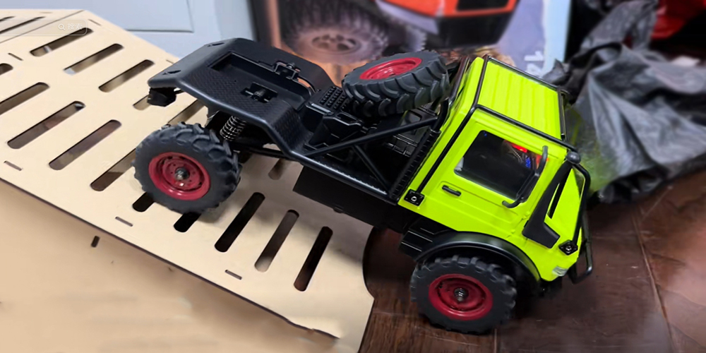 MN333 RC CAR green-4
