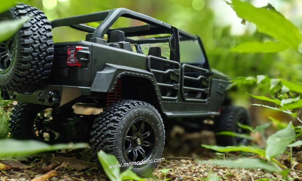 MN MODEL MN128 RC CAR BLACK-2